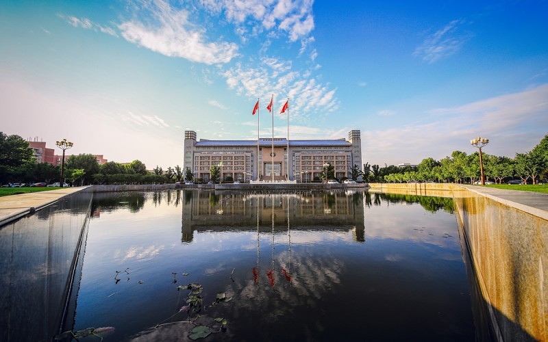 鄭州大學(xué)